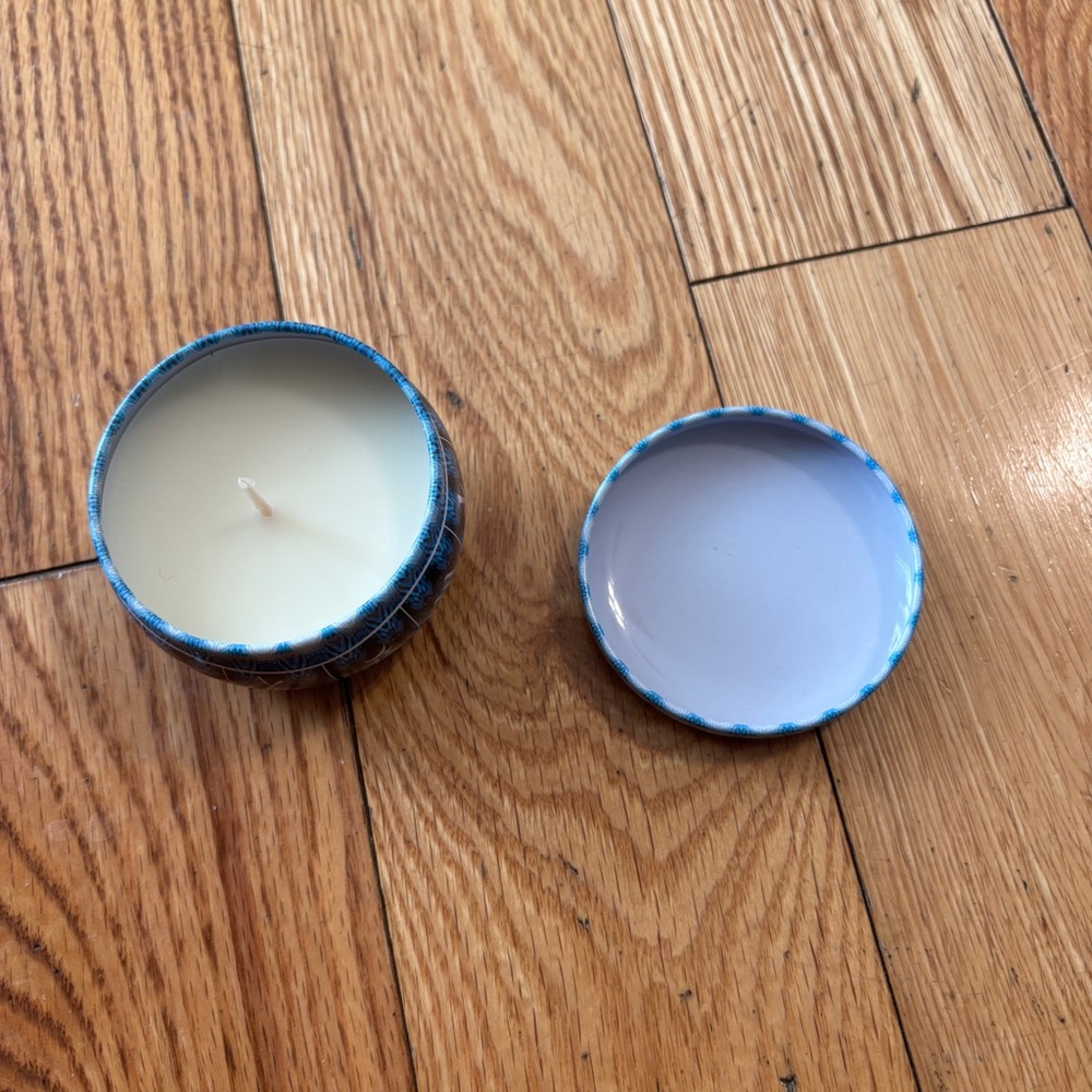 Blue Scented Zodiac Candle